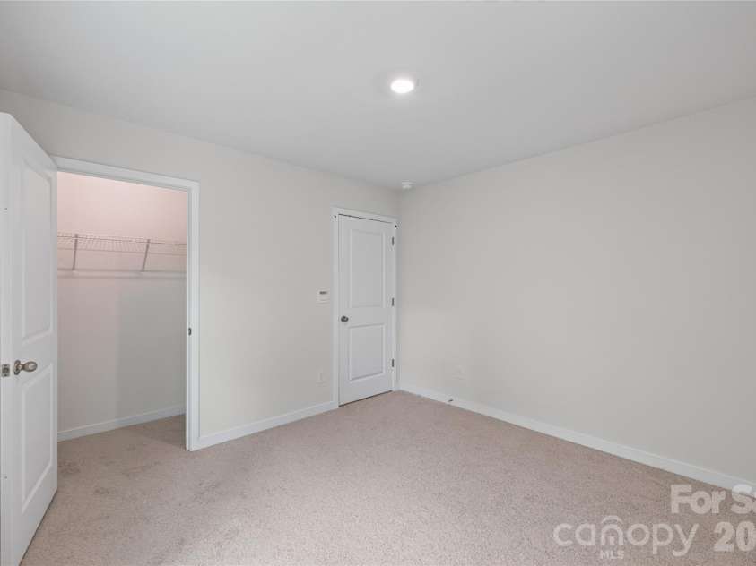 2058 10th Street, Hickory, NC 28602.  MLS# CAR4322761, YatesRealty ID 13043. 