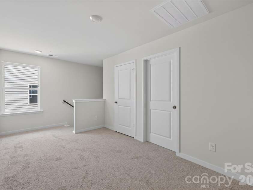 2058 10th Street, Hickory, NC 28602.  MLS# CAR4322761, YatesRealty ID 13043. 