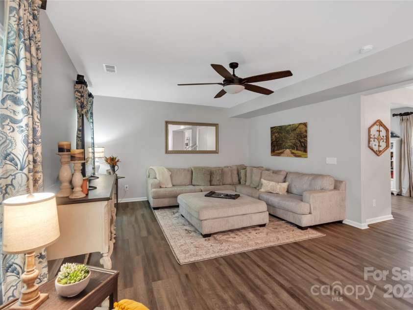 2559 Cypress Oak Lane, Gastonia, NC 28056.  MLS# CAR4200887, YatesRealty ID 13044. 