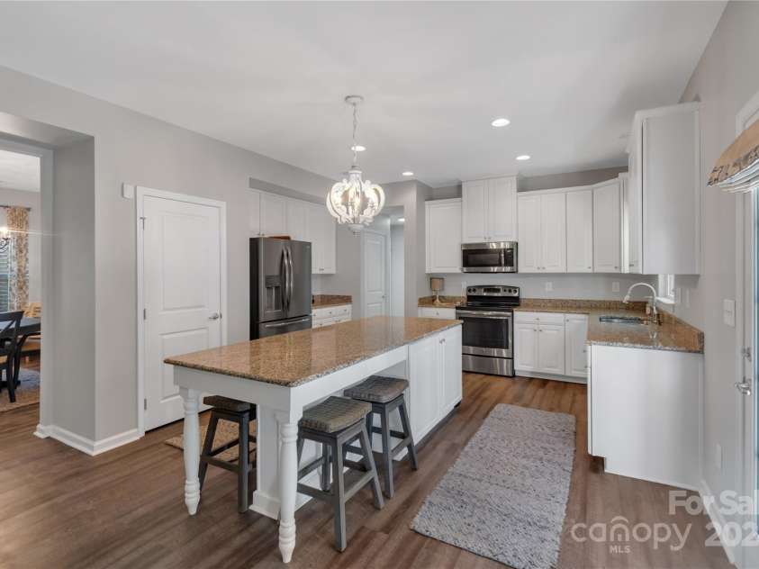 2559 Cypress Oak Lane, Gastonia, NC 28056.  MLS# CAR4200887, YatesRealty ID 13044. 