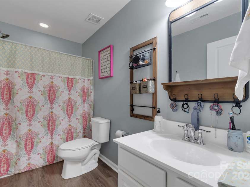 2559 Cypress Oak Lane, Gastonia, NC 28056.  MLS# CAR4200887, YatesRealty ID 13044. 