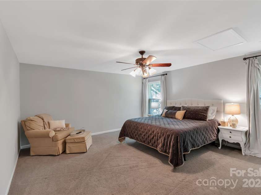 2559 Cypress Oak Lane, Gastonia, NC 28056.  MLS# CAR4200887, YatesRealty ID 13044. 