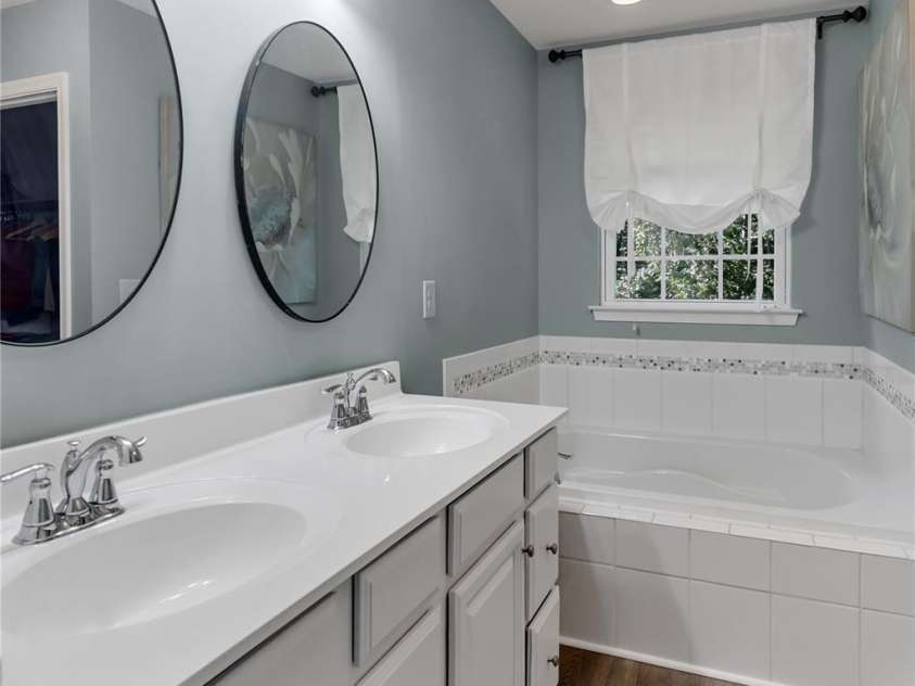 2559 Cypress Oak Lane, Gastonia, NC 28056.  MLS# CAR4200887, YatesRealty ID 13044. 