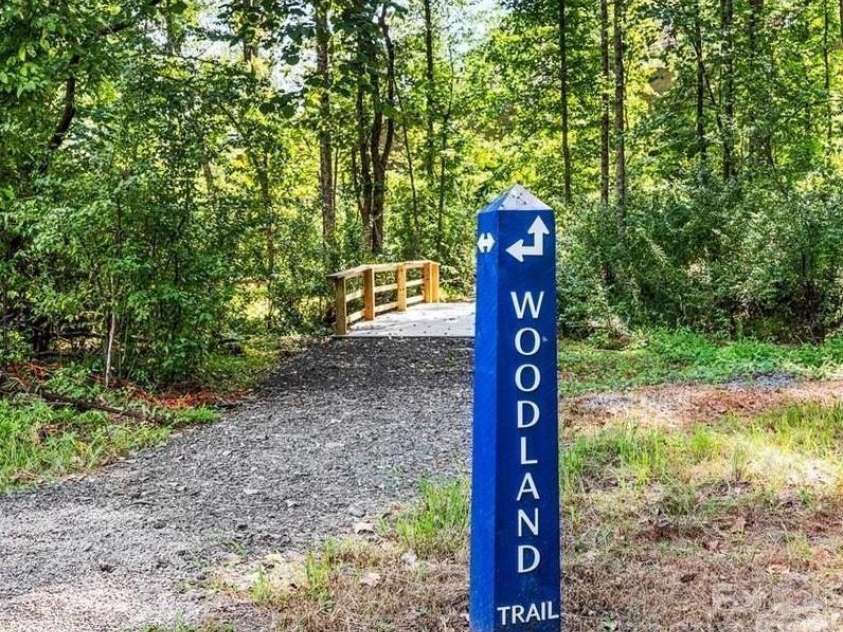 5107 Mint Harbor Way, Charlotte, NC 28269.  MLS# CAR4326148, YatesRealty ID 13045. Enjoy over 5 miles of scenic walking trails woven throughout the community.