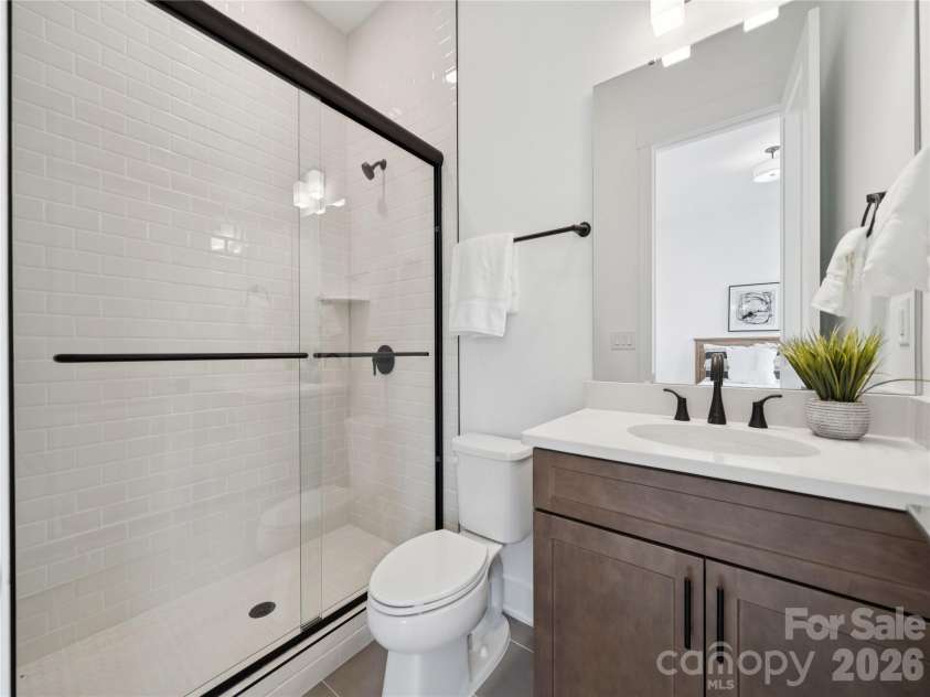 5107 Mint Harbor Way, Charlotte, NC 28269.  MLS# CAR4326148, YatesRealty ID 13045. Guest bath 