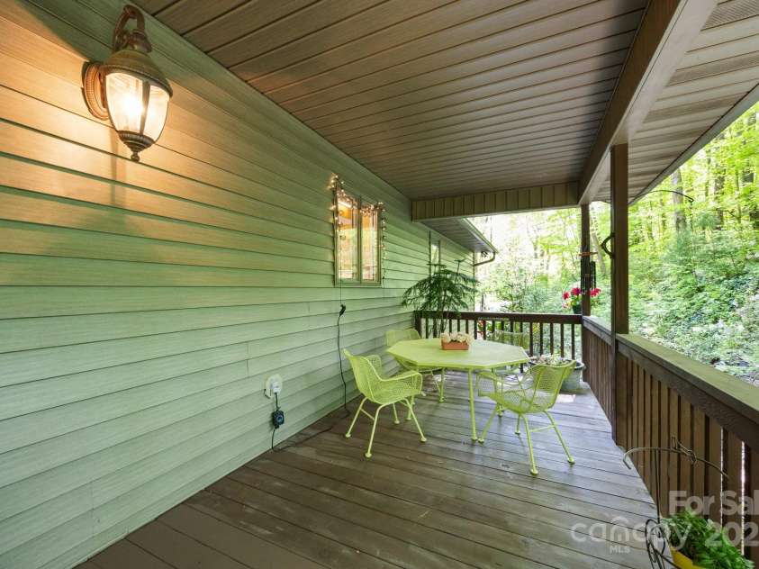 81 Corbin Shady Lane, Waynesville, NC 28785.  MLS# CAR4258297, YatesRealty ID 13045. 