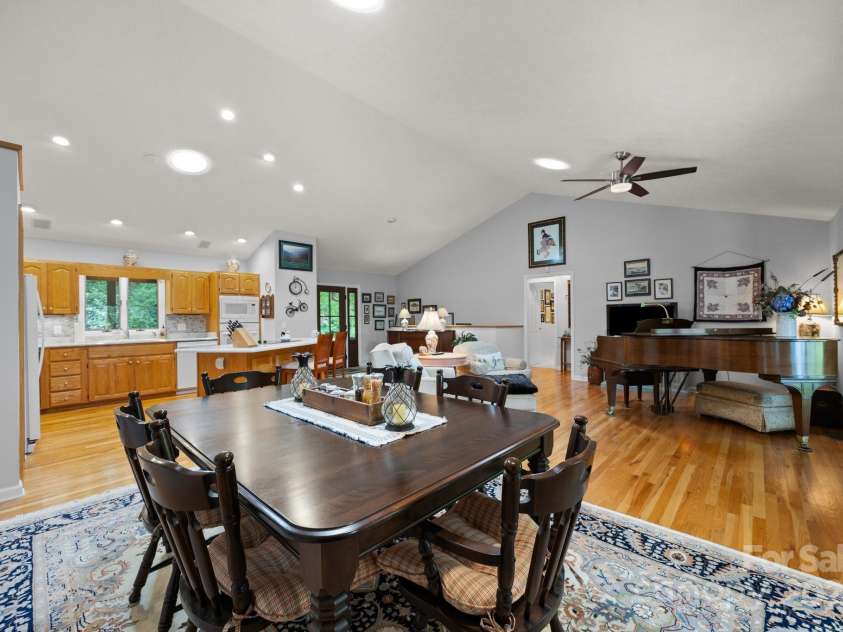 81 Corbin Shady Lane, Waynesville, NC 28785.  MLS# CAR4258297, YatesRealty ID 13045. 