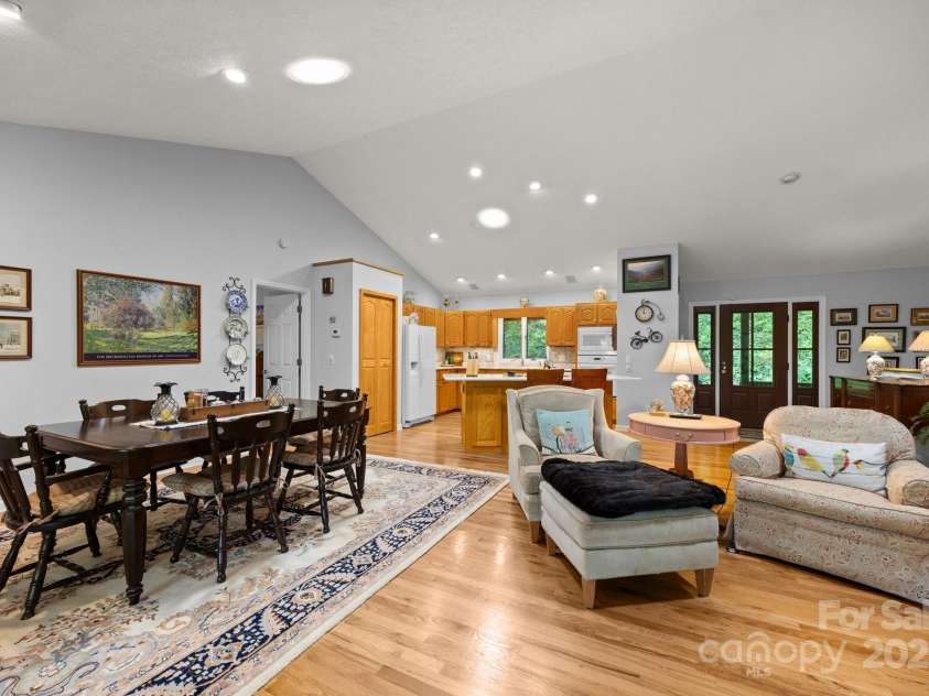 81 Corbin Shady Lane, Waynesville, NC 28785.  MLS# CAR4258297, YatesRealty ID 13045. 