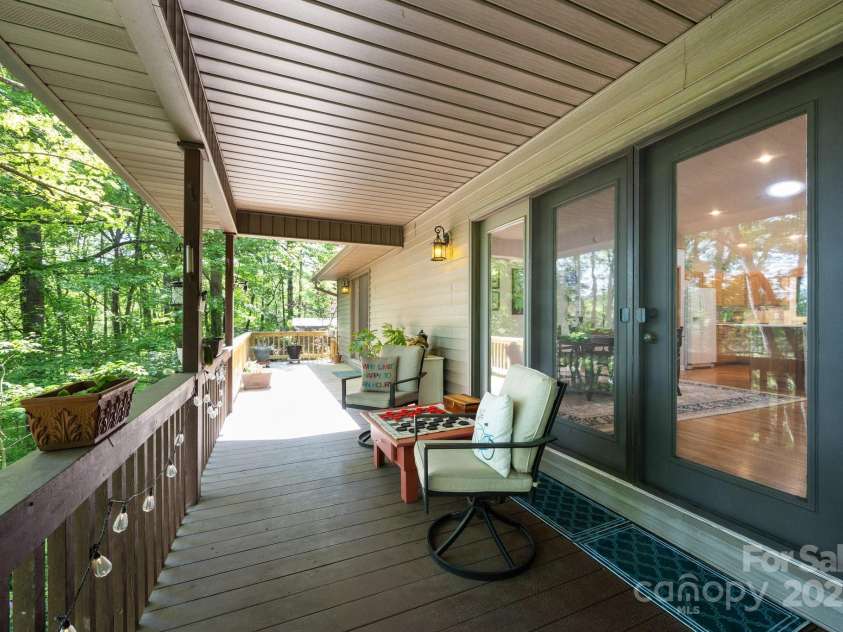 81 Corbin Shady Lane, Waynesville, NC 28785.  MLS# CAR4258297, YatesRealty ID 13045. 