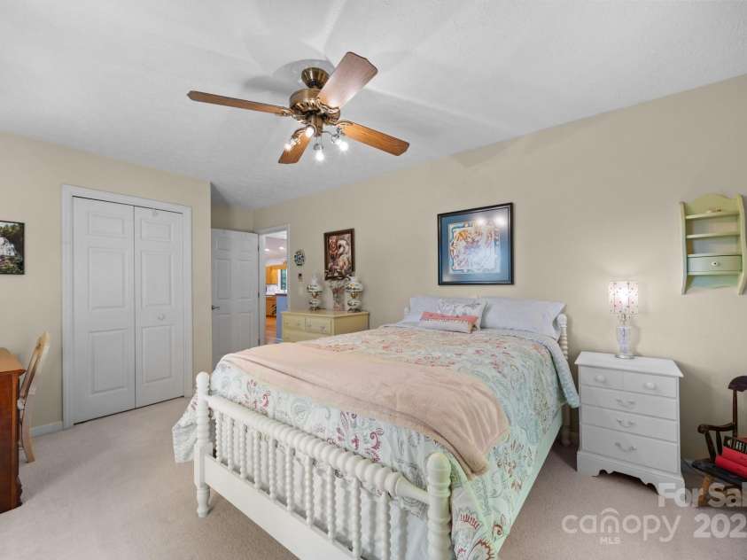 81 Corbin Shady Lane, Waynesville, NC 28785.  MLS# CAR4258297, YatesRealty ID 13045. 