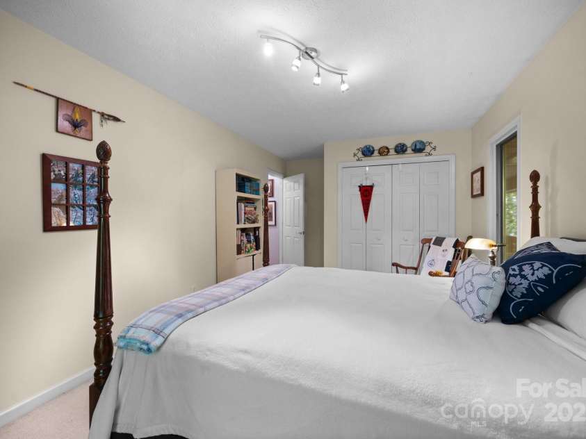 81 Corbin Shady Lane, Waynesville, NC 28785.  MLS# CAR4258297, YatesRealty ID 13045. 