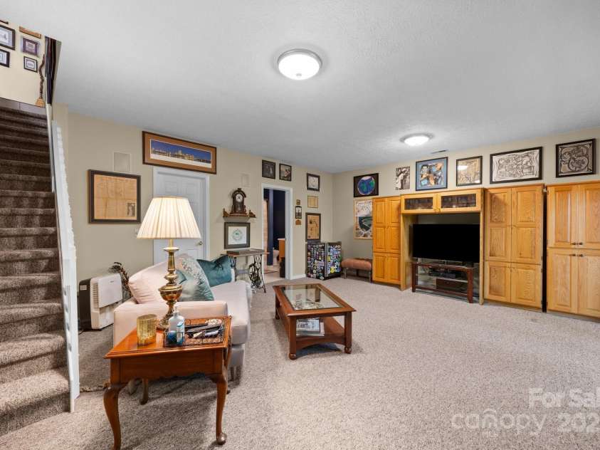 81 Corbin Shady Lane, Waynesville, NC 28785.  MLS# CAR4258297, YatesRealty ID 13045. 