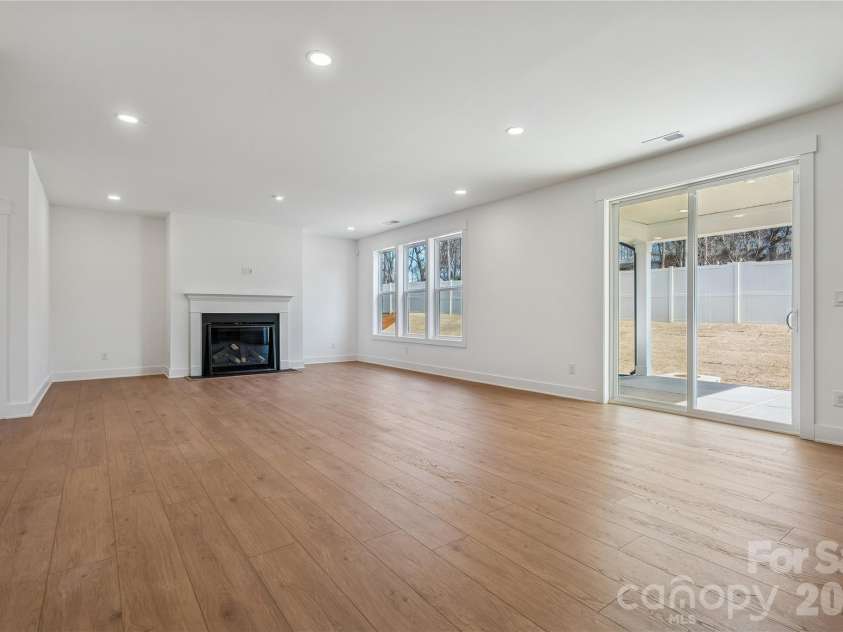 3024 Griffs Pond Road, Charlotte, NC 28269.  MLS# CAR4343635, YatesRealty ID 13046. 