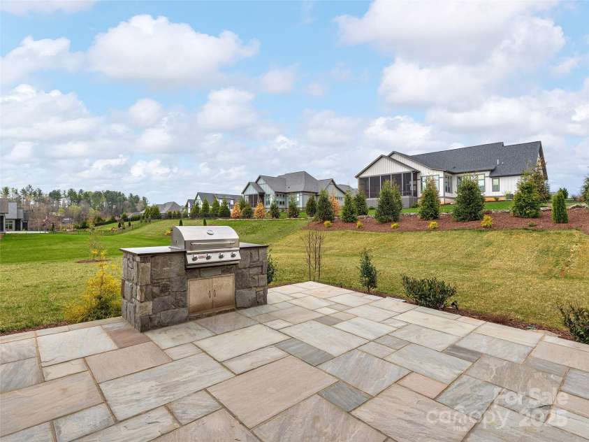 696 Daniel Circle Drive, Mills River, NC 28759.  MLS# CAR4244985, YatesRealty ID 13048. 