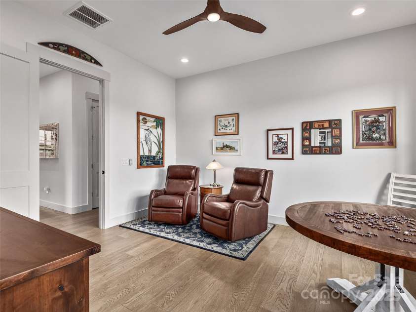 696 Daniel Circle Drive, Mills River, NC 28759.  MLS# CAR4244985, YatesRealty ID 13048. 