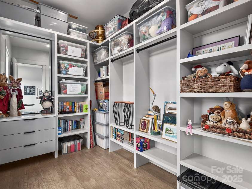 696 Daniel Circle Drive, Mills River, NC 28759.  MLS# CAR4244985, YatesRealty ID 13048. 