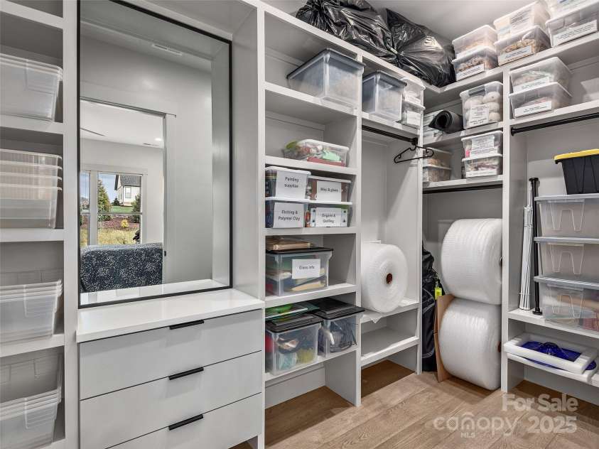 696 Daniel Circle Drive, Mills River, NC 28759.  MLS# CAR4244985, YatesRealty ID 13048. 