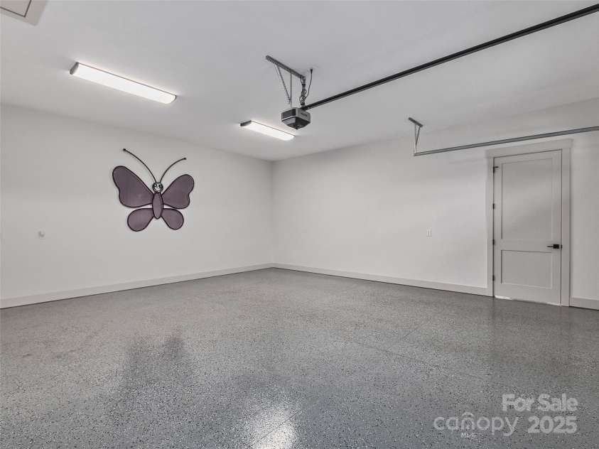 696 Daniel Circle Drive, Mills River, NC 28759.  MLS# CAR4244985, YatesRealty ID 13048. 