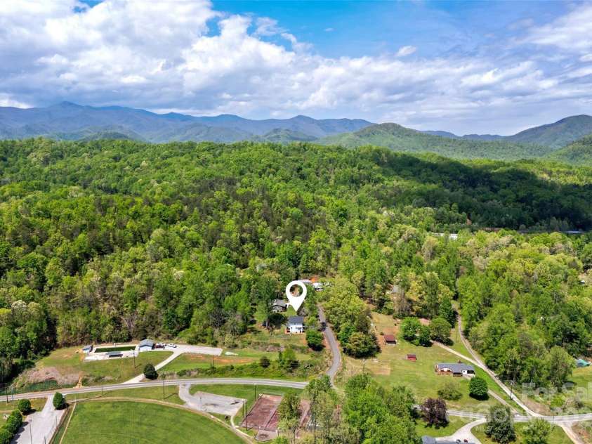 39 Holly Ridge Drive, Old Fort, NC 28762.  MLS# CAR4248406, YatesRealty ID 13049. 