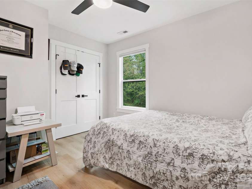 39 Holly Ridge Drive, Old Fort, NC 28762.  MLS# CAR4248406, YatesRealty ID 13049. Bedroom #3