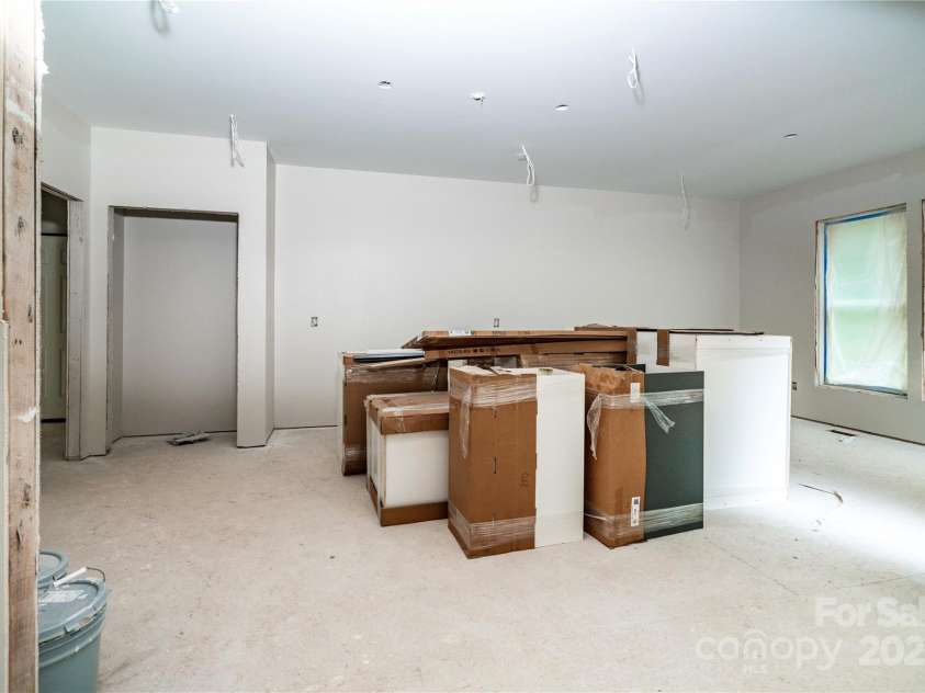 236 Mark Ryan Lane, Dallas, NC 28034.  MLS# CAR4290052, YatesRealty ID 1305. 