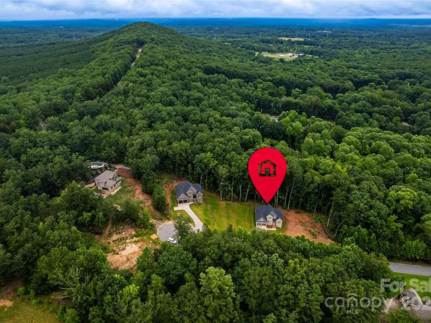 236 Mark Ryan Lane, Dallas, NC 28034.  MLS# CAR4290052, YatesRealty ID 1305. 