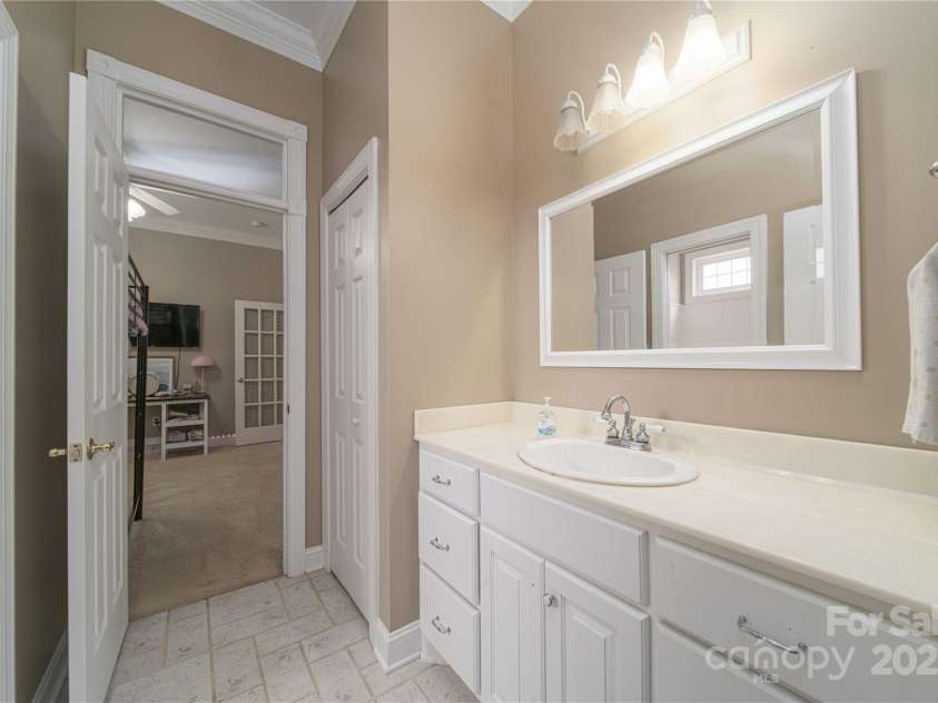 38 Par Drive, Granite Falls, NC 28630.  MLS# CAR4309400, YatesRealty ID 1305. 