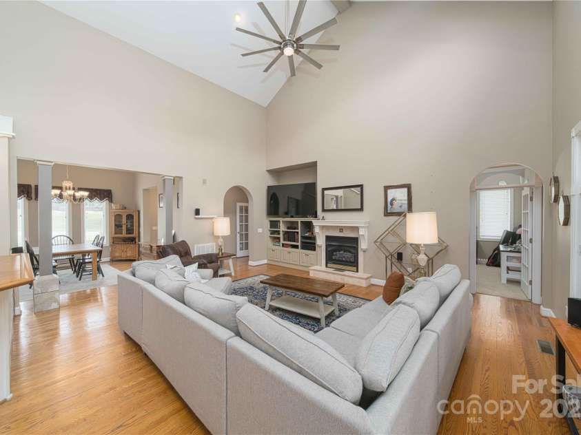 38 Par Drive, Granite Falls, NC 28630.  MLS# CAR4309400, YatesRealty ID 1305. 