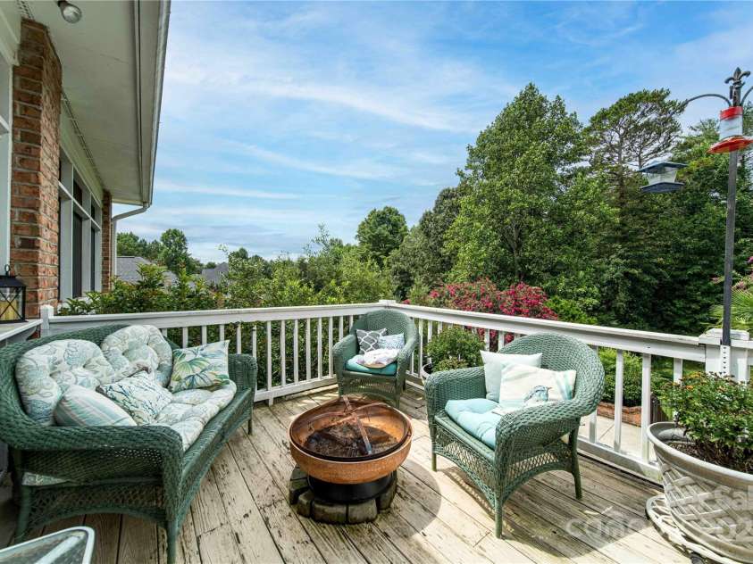 38 Par Drive, Granite Falls, NC 28630.  MLS# CAR4309400, YatesRealty ID 1305. 