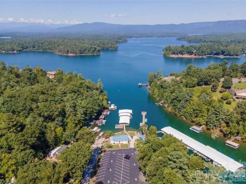 2936 Nc 126 Highway, Morganton, NC 28655.  MLS# CAR4202576, YatesRealty ID 13052. 6 minutes to the closest boat landing on Lake James.