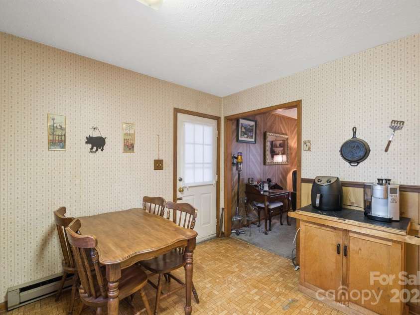 2936 Nc 126 Highway, Morganton, NC 28655.  MLS# CAR4202576, YatesRealty ID 13052. 