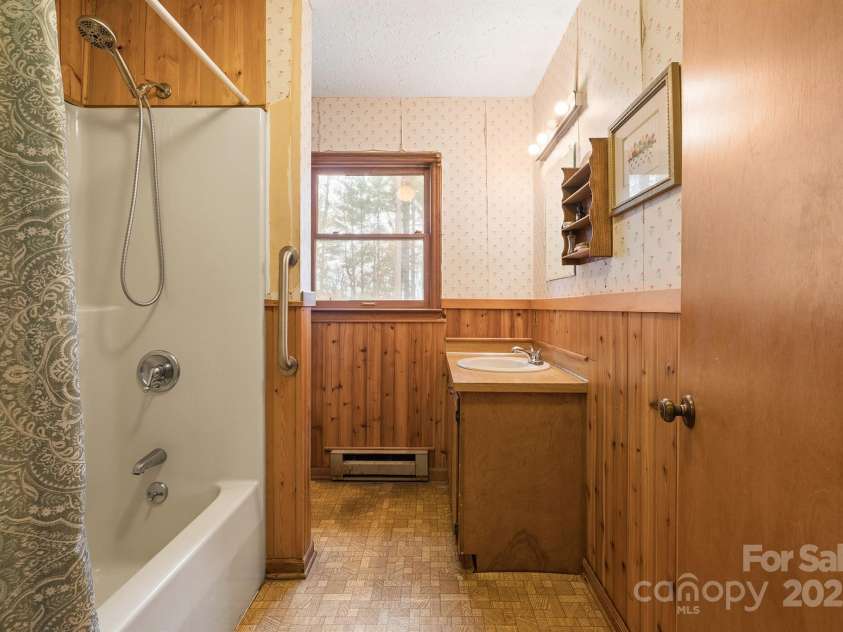 2936 Nc 126 Highway, Morganton, NC 28655.  MLS# CAR4202576, YatesRealty ID 13052. 