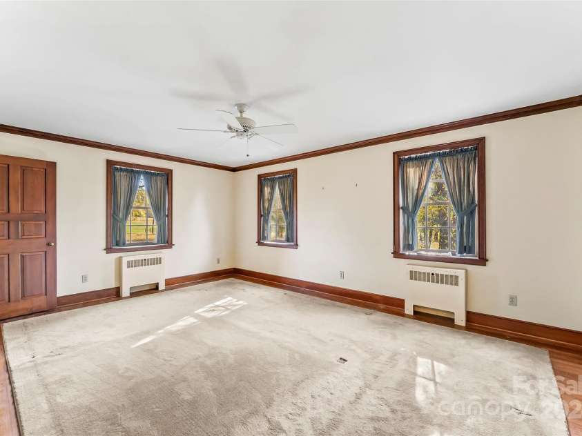 112 Blanton Road, Morganton, NC 28655.  MLS# CAR4201084, YatesRealty ID 13053. 