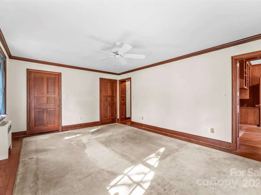 112 Blanton Road, Morganton, NC 28655.  MLS# CAR4201084, YatesRealty ID 13053. 