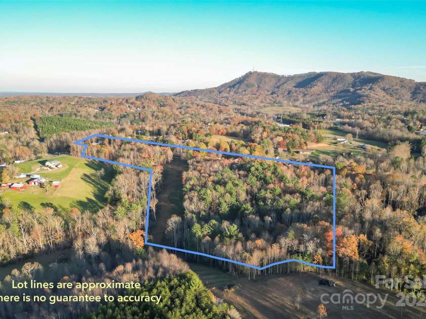 112 Blanton Road, Morganton, NC 28655.  MLS# CAR4201084, YatesRealty ID 13053. 