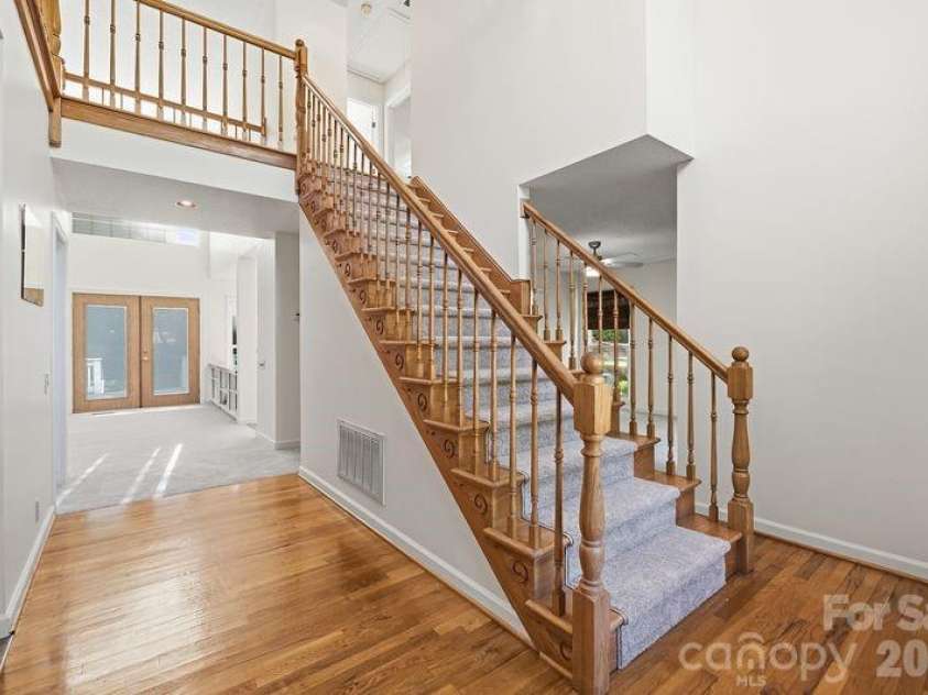 12504 Cliffcreek Drive, Huntersville, NC 28078.  MLS# CAR4370669, YatesRealty ID 13055. /current front entrance