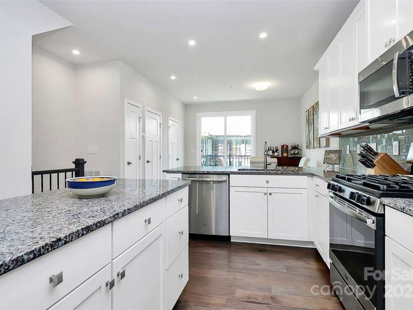 510 Music Hall Way, Charlotte, NC 28203.  MLS# CAR4244981, YatesRealty ID 13055. 