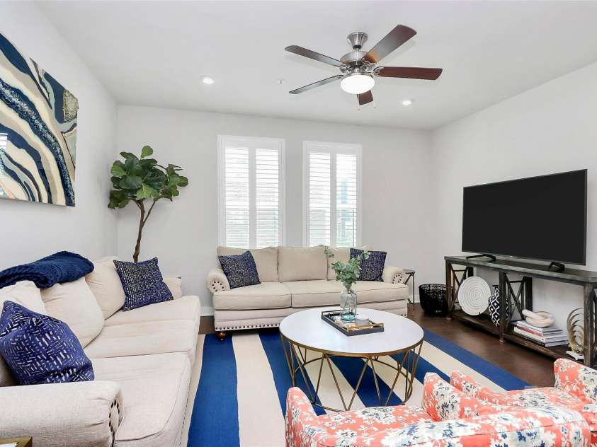 510 Music Hall Way, Charlotte, NC 28203.  MLS# CAR4244981, YatesRealty ID 13055. 