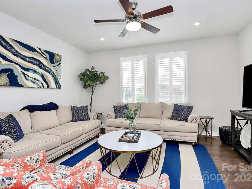 510 Music Hall Way, Charlotte, NC 28203.  MLS# CAR4244981, YatesRealty ID 13055. 