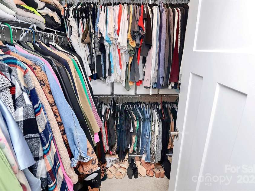 510 Music Hall Way, Charlotte, NC 28203.  MLS# CAR4244981, YatesRealty ID 13055. 