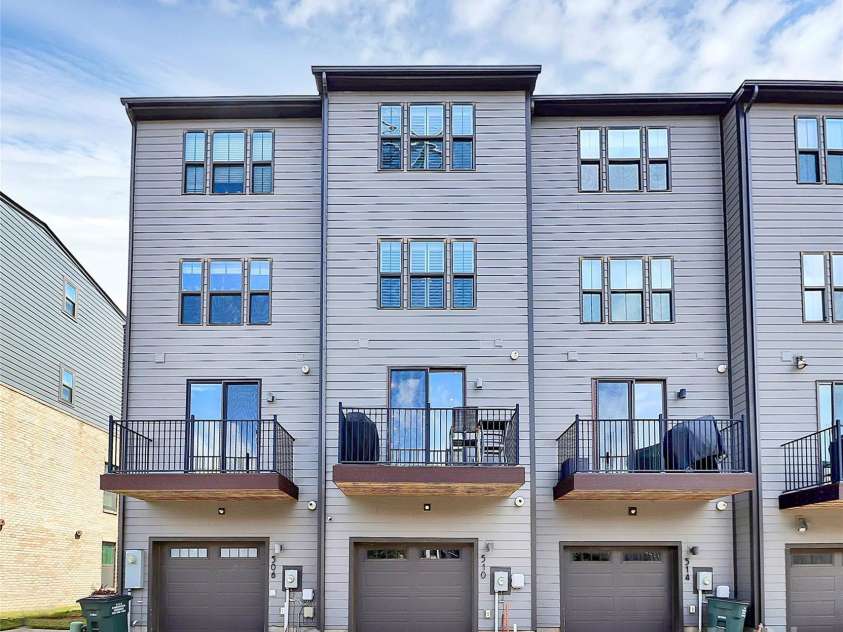 510 Music Hall Way, Charlotte, NC 28203.  MLS# CAR4244981, YatesRealty ID 13055. 