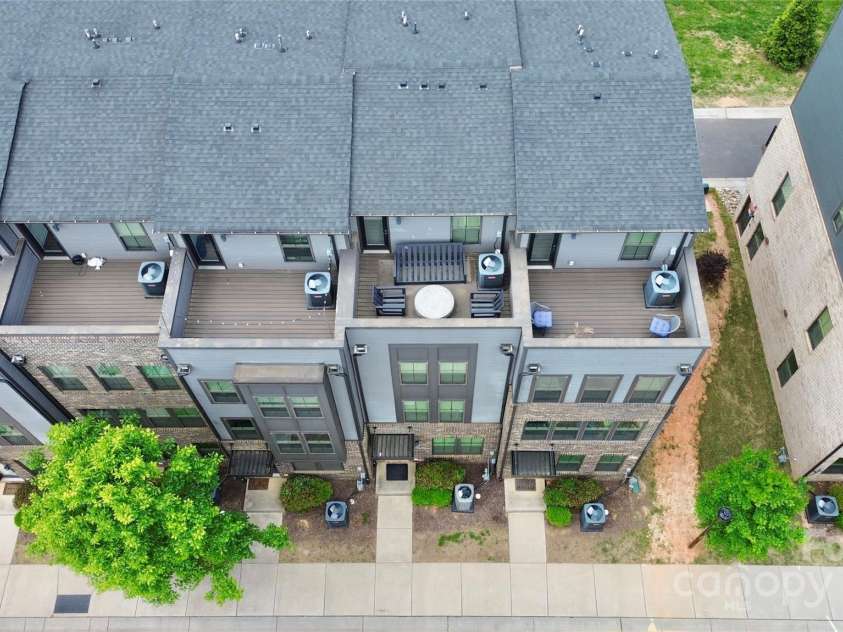 510 Music Hall Way, Charlotte, NC 28203.  MLS# CAR4244981, YatesRealty ID 13055. 