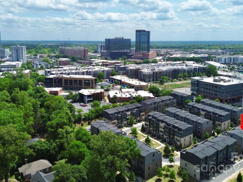 510 Music Hall Way, Charlotte, NC 28203.  MLS# CAR4244981, YatesRealty ID 13055. 