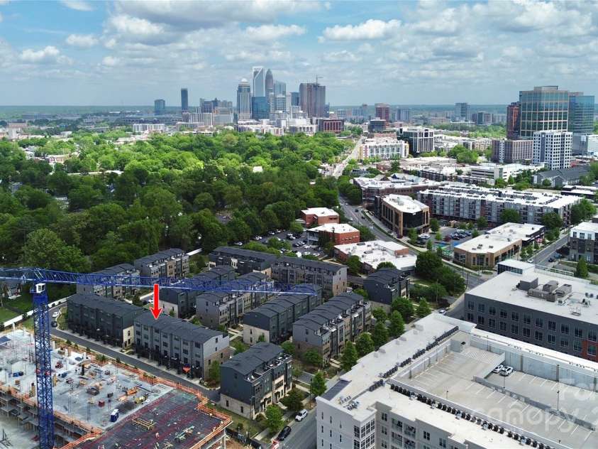 510 Music Hall Way, Charlotte, NC 28203.  MLS# CAR4244981, YatesRealty ID 13055. 