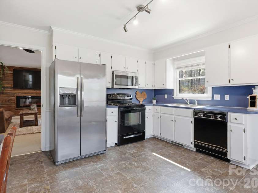 4289 Falcon Hall Way, Rock Hill, SC 29730.  MLS# CAR4360096, YatesRealty ID 13056. 