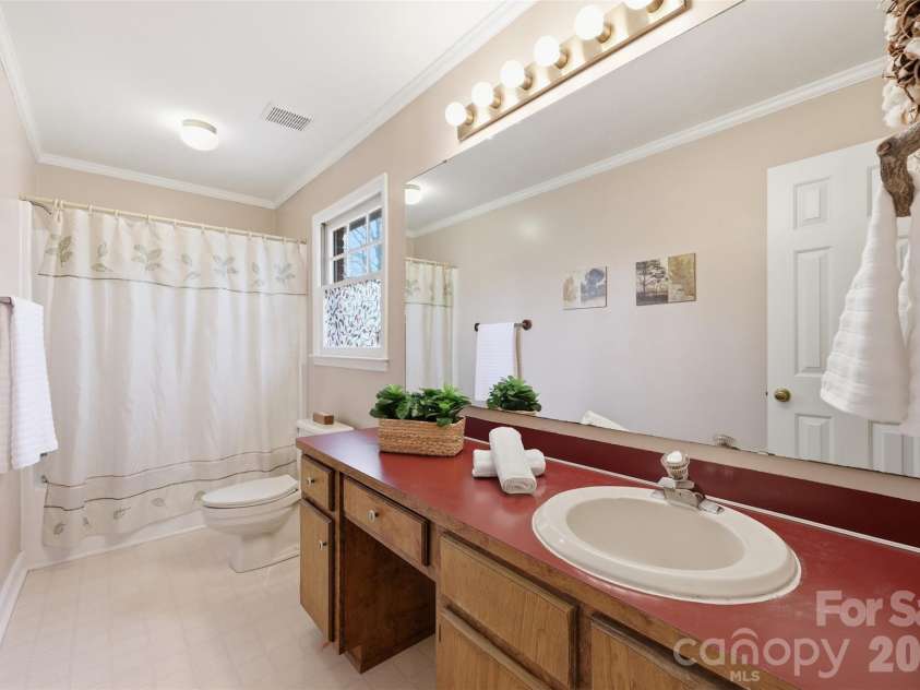 4289 Falcon Hall Way, Rock Hill, SC 29730.  MLS# CAR4360096, YatesRealty ID 13056. 