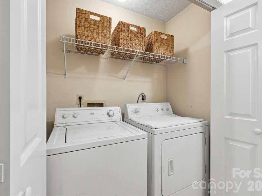 4289 Falcon Hall Way, Rock Hill, SC 29730.  MLS# CAR4360096, YatesRealty ID 13056. 