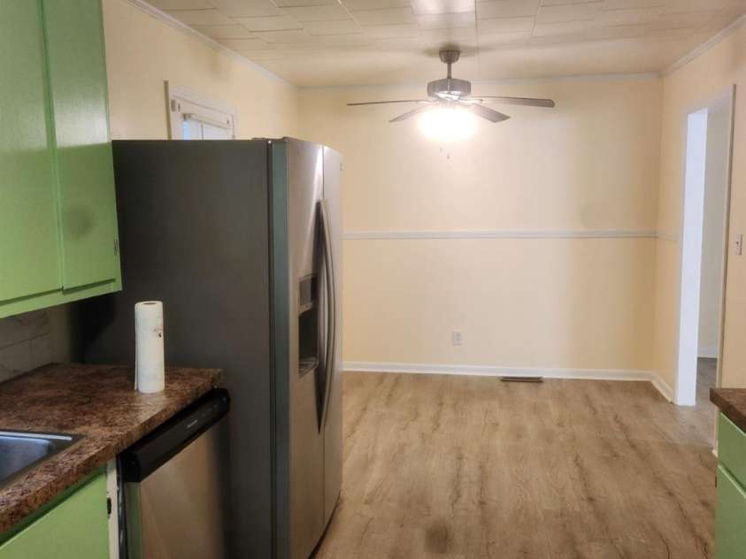 155 Robbins Street, Concord, NC 28025.  MLS# CAR4351734, YatesRealty ID 13057. 