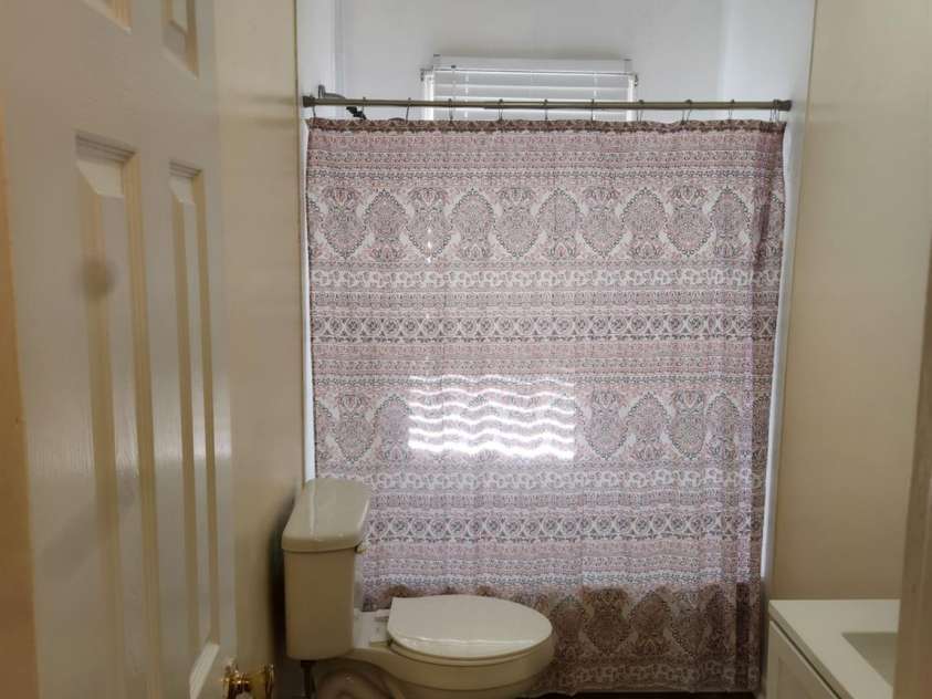 155 Robbins Street, Concord, NC 28025.  MLS# CAR4351734, YatesRealty ID 13057. Bathroom