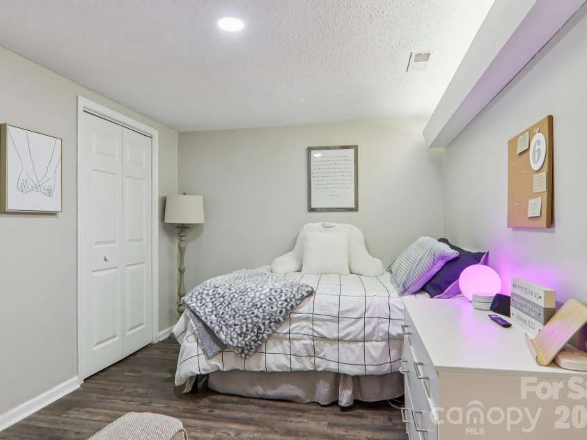 1601 Fleetwood Plaza, Hendersonville, NC 28739.  MLS# CAR4352883, YatesRealty ID 13058. Basement Flex Room